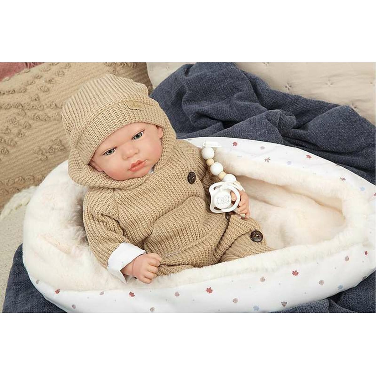 Păpușă bebeluș Arias Olona 40 cm